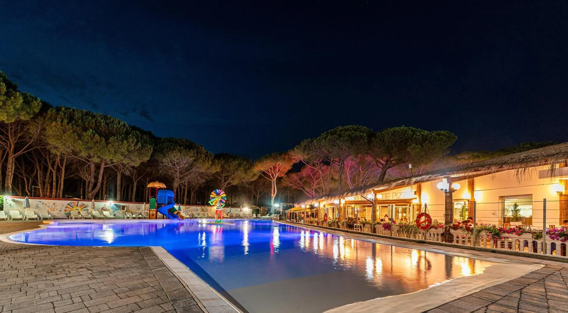 Campsite Arcobaleno Village H Marina Di Bibbona Italy